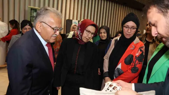 KAYMEK'ten 'Sanat İle Dönüştürüyoruz Sergisi