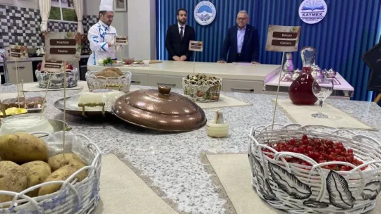 Başkan Büyükkılıç, KAYMEK mutfağında hünerlerini sergiledi