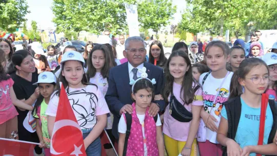 Başkan Büyükkılıç, KAYMEK Yaz Okulu Açılış Programı'na katıldı