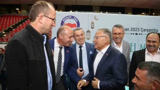 Başkan Büyükkılıç, memurlarla bir araya geldi