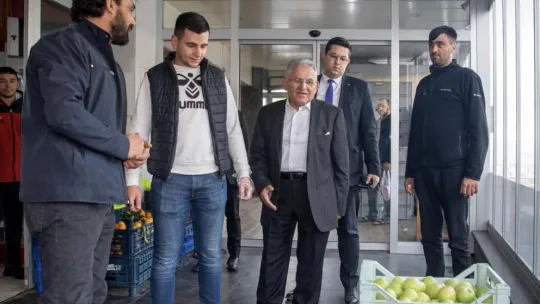 Başkan Büyükkılıç Mimarsinan Mahallesi'nde
