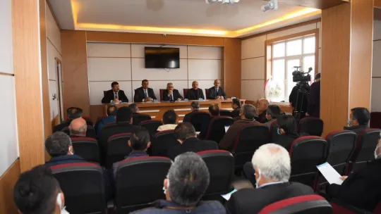 Başkan Büyükkılıç muhtarlar toplantısına Sarıoğlan ile devam etti