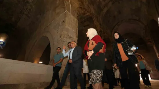 Başkan Büyükkılıç, öğrencilerle birlikte Sultanhanı'nda