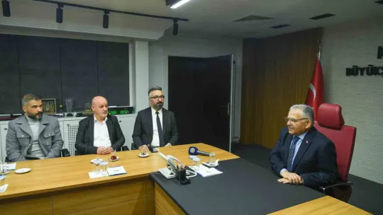 Oto Galericiler Sitesi yönetiminden Başkan Büyükkılıç'a ziyaret