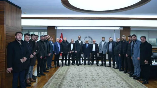 Oto Galericiler Sitesi yönetiminden Başkan Büyükkılıç'a ziyaret