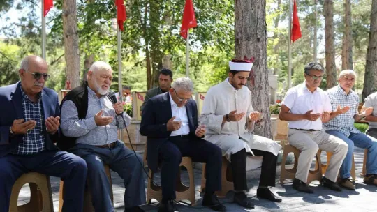 Başkan Büyükkılıç, Şehir Polis Uluçay'ı mezarı başında andı