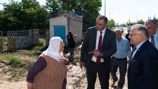 Başkan Büyükkılıç, sel bölgesi Çiftlik'te yaraları sarıyor