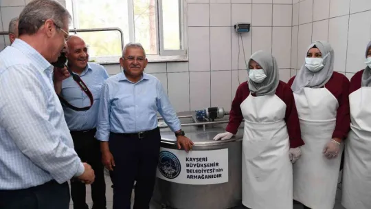 Başkan Büyükkılıç'tan 530 yıllık tarihi köprünün yanına 'millet bahçesi' müjdesi