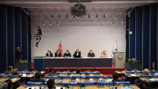 Başkan Büyükkılıç'tan 5.5 saatlik 'değerlendirme toplantısı'