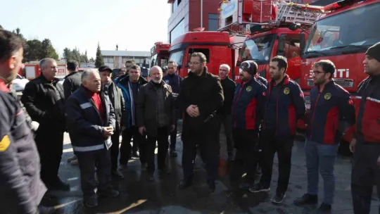 Başkan Büyükkılıç'tan Deprem Bölgesindeki İtfaiye Erlerine Ziyaret