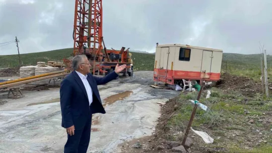 Başkan Büyükkılıç'tan Erciyes'te jeotermal sondaj incelemesi