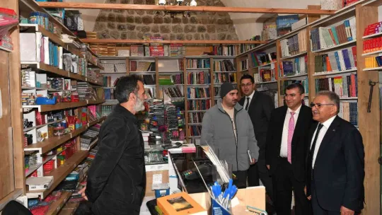 Başkan Büyükkılıç Medrese esnafını ziyaret etti
