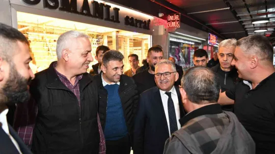Başkan Büyükkılıç Medrese esnafını ziyaret etti