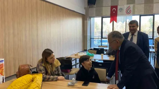 Engelsiz Yaşam Merkezi'nde özel çocuklar mutlu