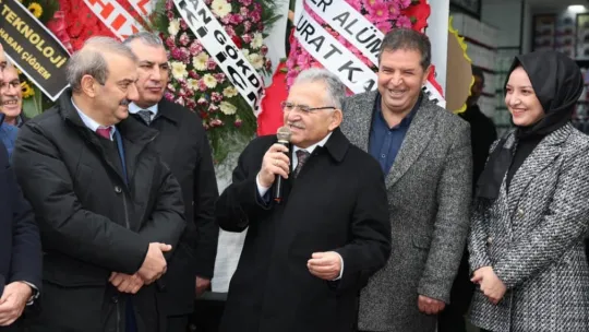 Başkan Büyükkılıç'tan haftanın son iş gününde esnaf ziyareti