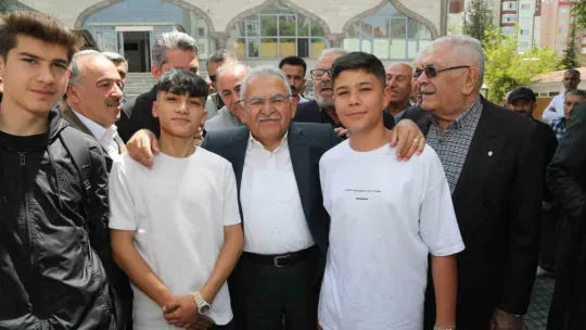 Başkan Büyükkılıç'tan İldem'e: 'Sizlere minnettarız'
