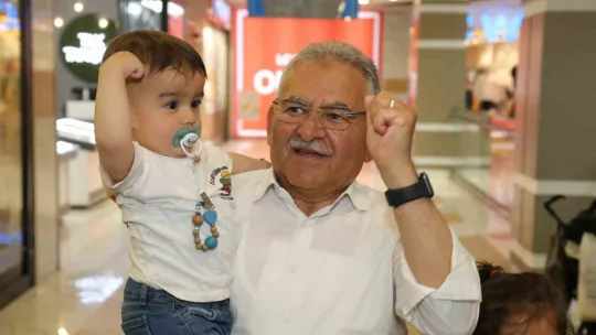Başkan Büyükkılıç'tan İldem'e: 'Sizlere minnettarız'