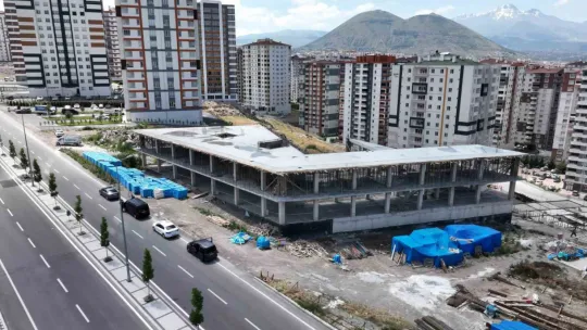 Başkan Büyükkılıç'tan İldem ve Talas Sosyal Yaşam Merkezi Projelerine inceleme