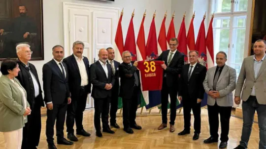 Başkan Büyükkılıç'tan kardeş şehir Miskolc'a ziyaret