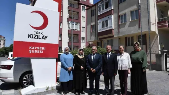 Başkan Büyükkılıç'tan Kızılay'a ziyaret