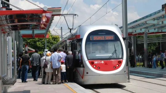 Başkan Büyükkılıç'tan Kurban Bayramı'nda 'ücretsiz tramvay' müjdesi