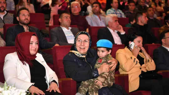Başkan Büyükkılıç'tan öğretmenlere: 'Bizim her şeyimizsiniz, iyi ki varsınız'