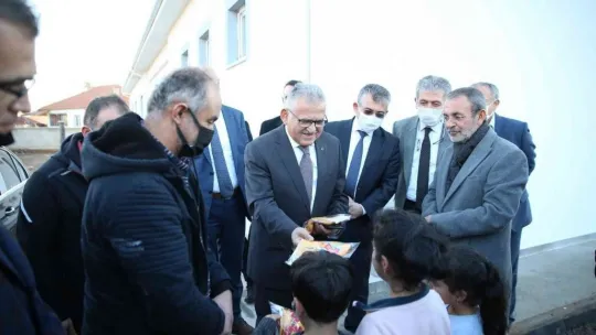 Palas'a 6 ayrı müjde