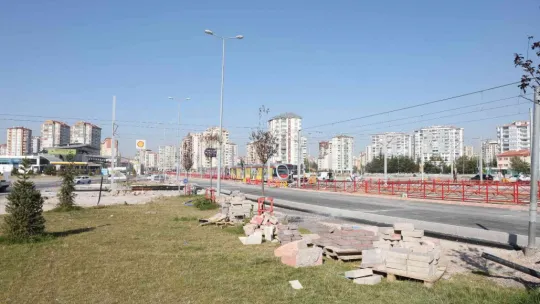 Başkan Büyükkılıç'tan raylı sistem hattı çalışmalarına yakın markaj