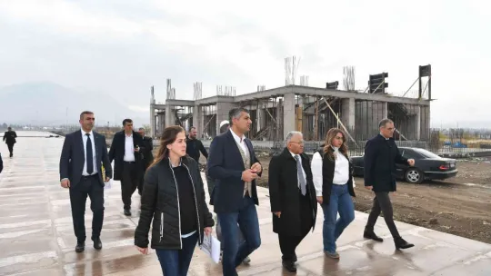 Başkan Büyükkılıç'tan Recep Tayyip Erdoğan Millet Bahçesi'nde inceleme