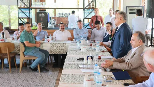 Başkan Büyükkılıç'tan Talas'ın muhtarlarıyla istişare toplantısı
