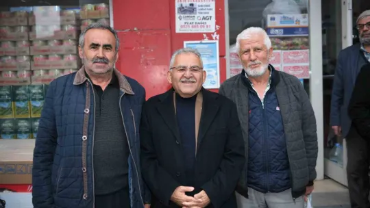 Başkan Büyükkılıç, Yahyalı'da 65 kişinin çalıştığı tekstil atölyesini gezdi