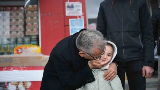 Başkan Büyükkılıç, Yahyalı'da 65 kişinin çalıştığı tekstil atölyesini gezdi