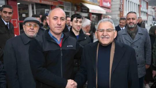 Başkan Büyükkılıç, Yahyalı'da 65 kişinin çalıştığı tekstil atölyesini gezdi