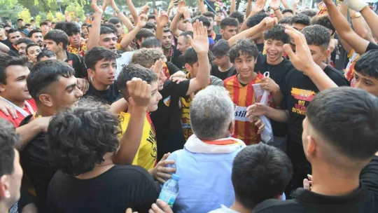 Başkan Büyükkılıç'tan Yeni Sezonda Kayserispor'a Tam Destek