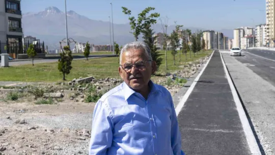 Yeni yapılan yollara 'bisiklet yolu' vurgusu
