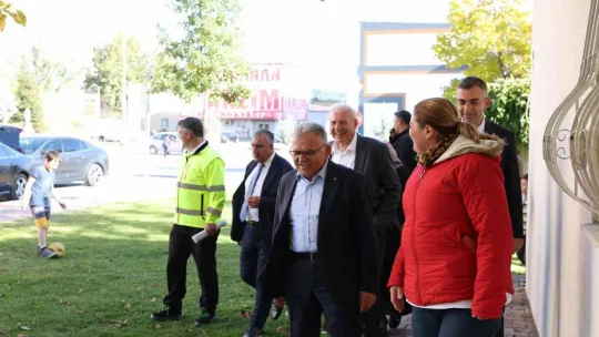Başkan Büyükkılıç'tan yol yapım çalışmalarına yakın takip