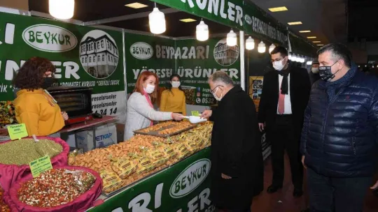 Başkan Büyükkılıç'tan Yöresel Ürünler Fuarı'na ziyaret