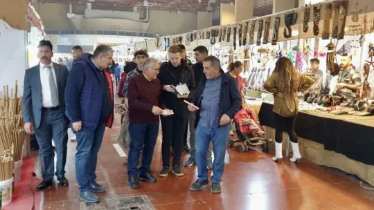 Başkan Büyükkılıç'tan Yöresel Ürünler Fuarı ziyareti