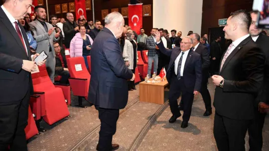 Başkan Büyükkılıç, Ülkü Ocakları Gençlik Buluşmasına katıldı