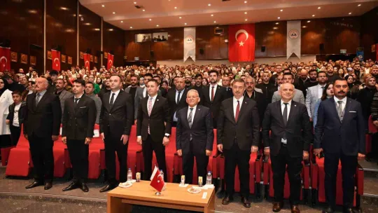 Başkan Büyükkılıç, Ülkü Ocakları Gençlik Buluşmasına katıldı
