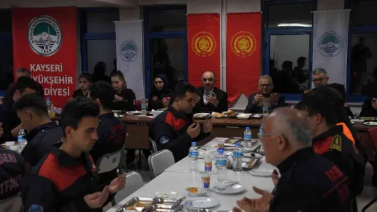 Başkan Büyükkılıç ve Vali Günaydın itfaiyecilerle buluştu