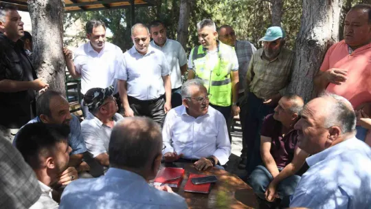Başkan Büyükkılıç Yemliha'da Vatandaşın Taleplerini Dinledi