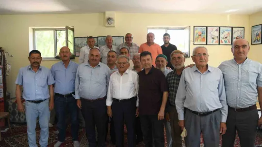 Başkan Büyükkılıç Yemliha'da Vatandaşın Taleplerini Dinledi