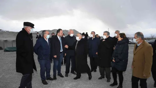 Başkan Büyükkılıç, yeni asfalt plenti tesisini yerinde inceledi