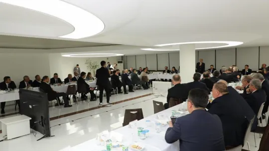Başkan Büyükkılıç, yerel yönetimler toplantısına katıldı