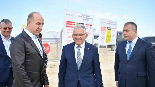 Başkan Büyükkılıç, yüksek hızlı tren hattı projesi şantiyesinde incelemelerde bulundu