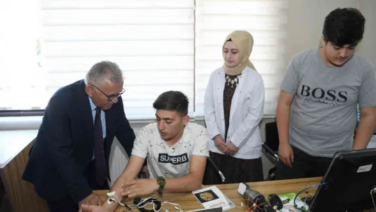 Başkan Büyükkkılıç, KAYMEK Yaz Kursları'nda öğrencilerle buluştu