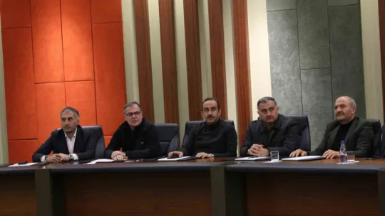 Başkan Çolakbayrakdar 'Çözüm merkezi, 7/24 saat çalışarak, yaraları sarıyor'