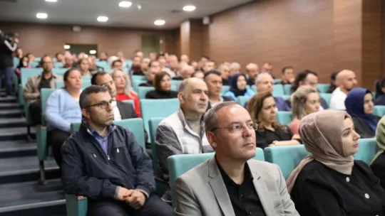 Başkan Çolakbayrakdar, 'Eğitimlerle vatandaşlarımıza daha kaliteli hizmet sunuyoruz'