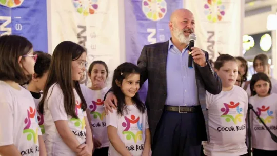 Başkan Çolakbayrakdar: 'Geleceğimiz ve istikbalimiz olan evlatlarımız, bizim gözbebeğimizdir'
